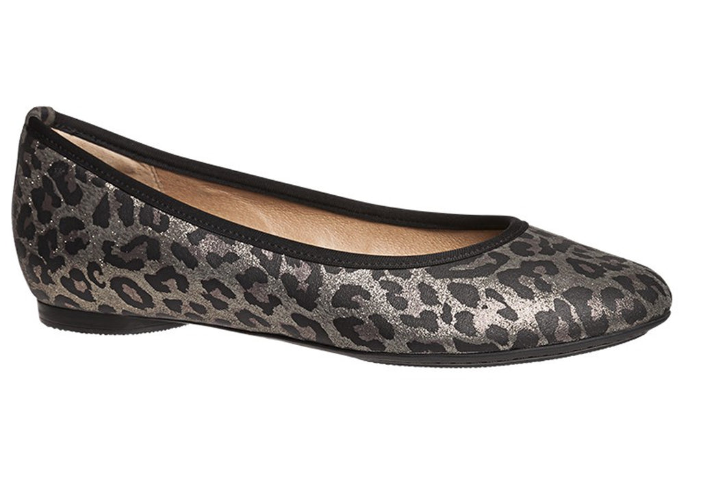 Leopard sale hush puppies