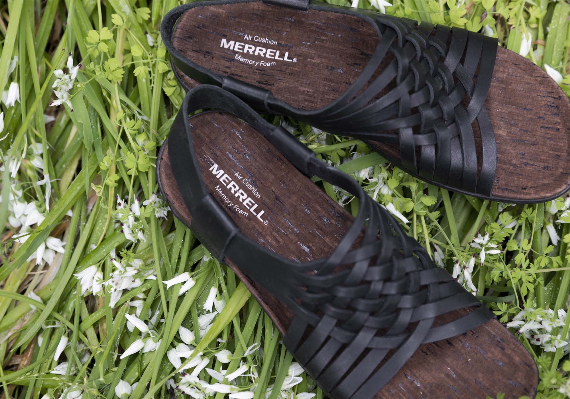 Merrell air cushioned hot sale leather comfort shoes